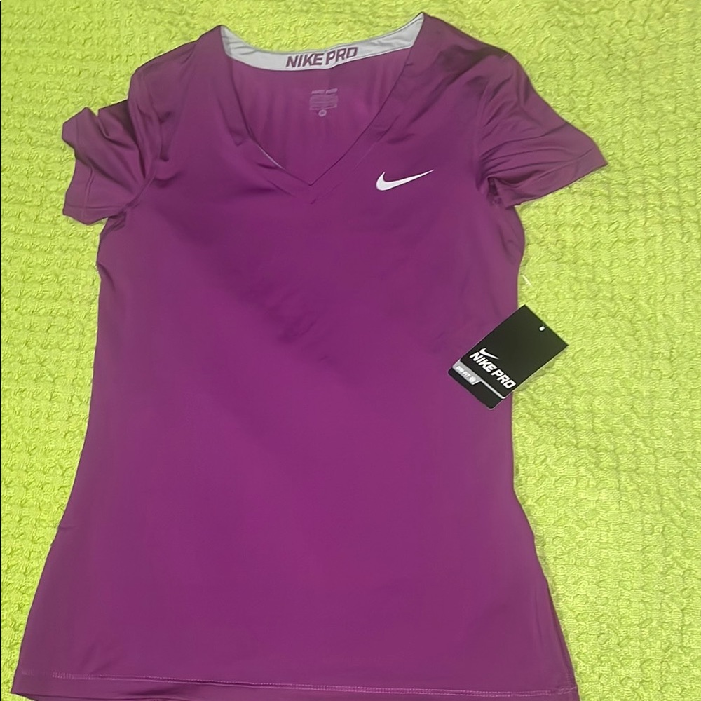 Nike Pro Women's Purple Top NWT